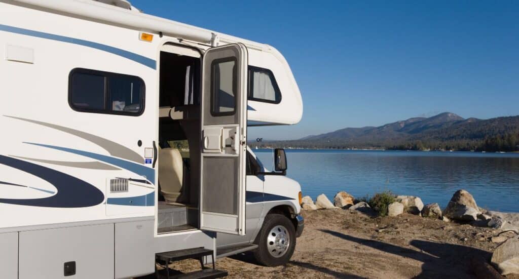 Air Brakes vs Hydraulic Brakes Which Is Best for Your RV