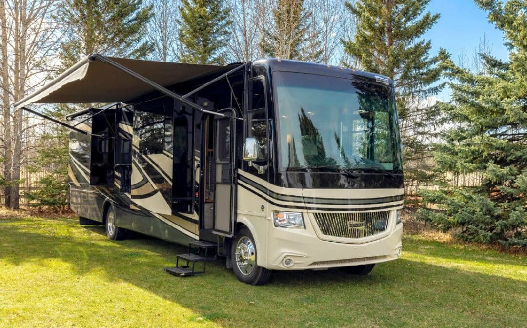 Manual vs. Power RV Awnings: Which One is Right for You?