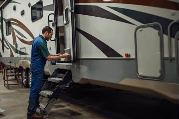 UNDERSTANDING YOUR CHALLENGES WITH RV INSURANCE CLAIMS
